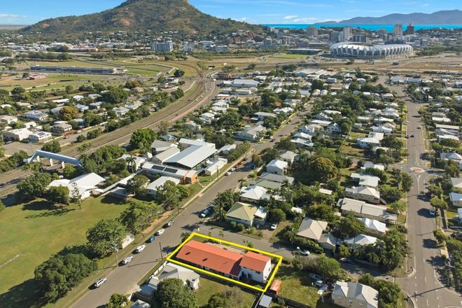 Picture of 33 Ninth Avenue, RAILWAY ESTATE QLD 4810