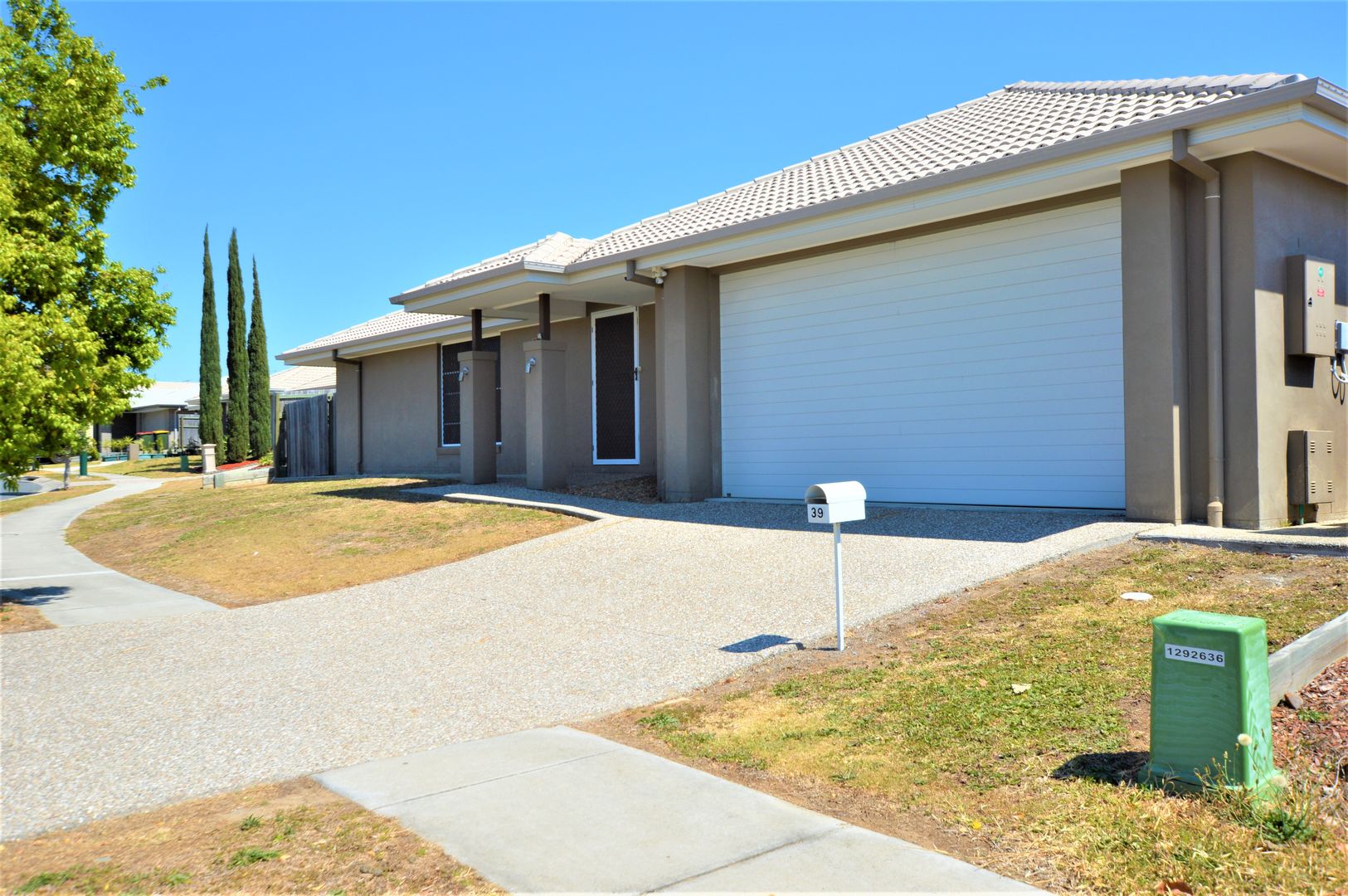 3 bedrooms House in 39 Currawong Street DOOLANDELLA QLD, 4077