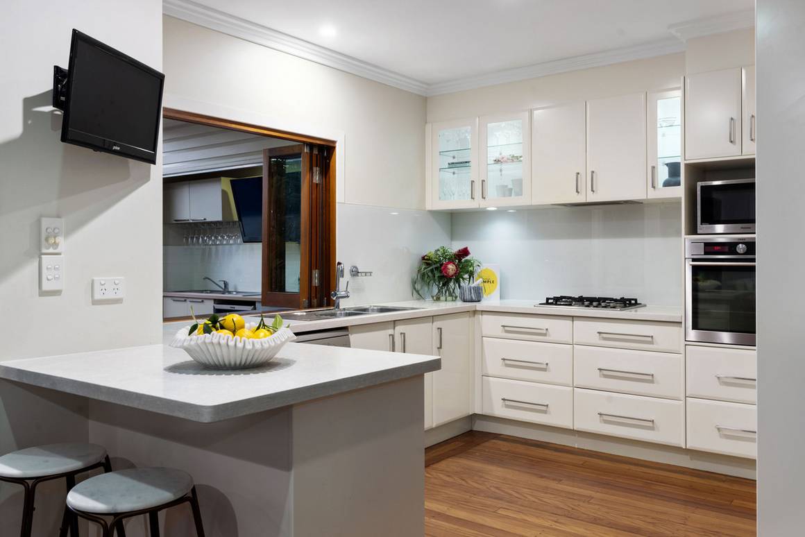 17 Nott Street Red Hill 4059 - Image 4