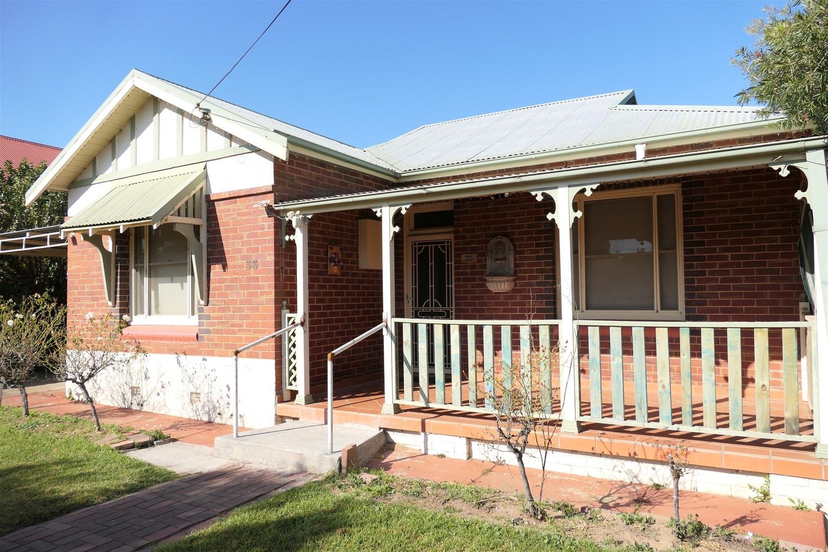 33 Dungaleer Street, Cowra NSW 2794, Image 0