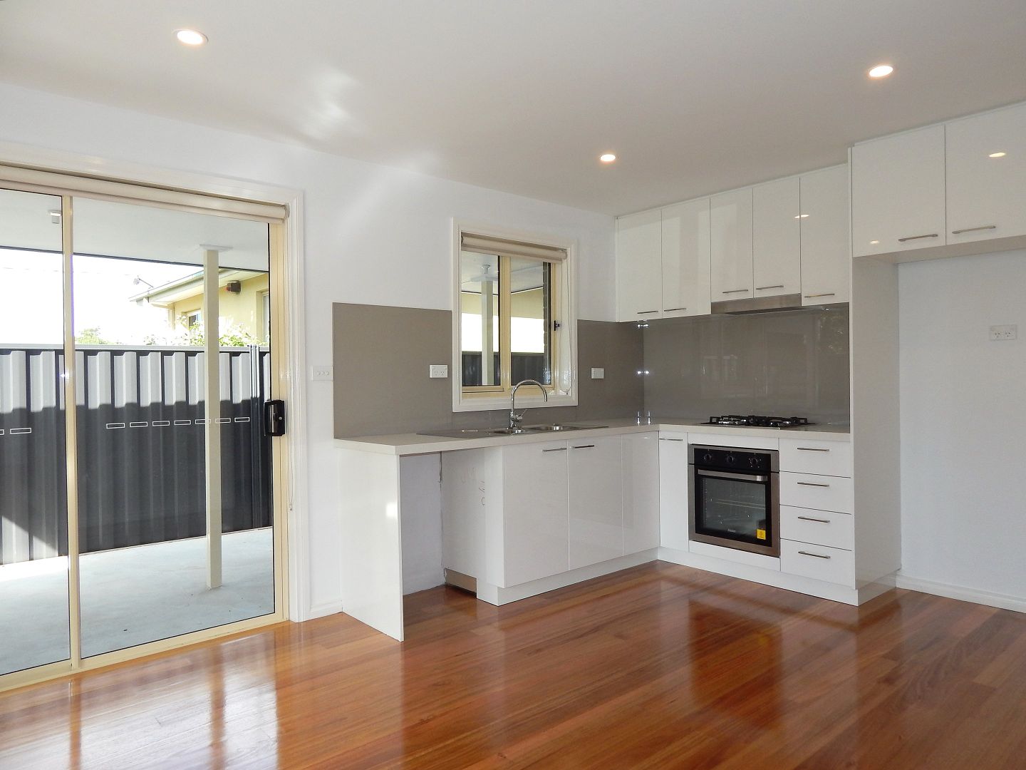 1/139 The Boulevard, Thomastown VIC 3074, Image 2