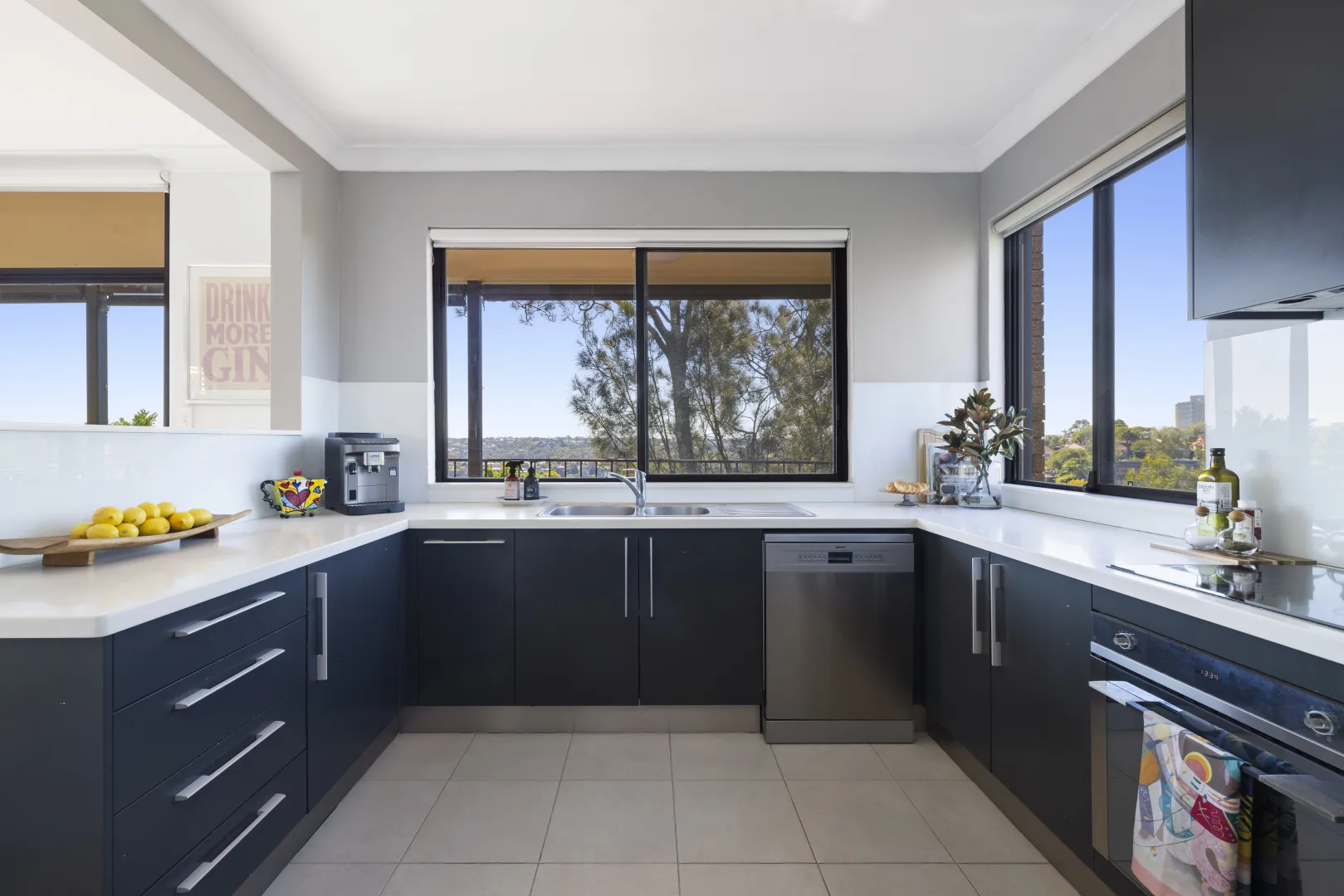 Apartment in Cremorne - View 5
