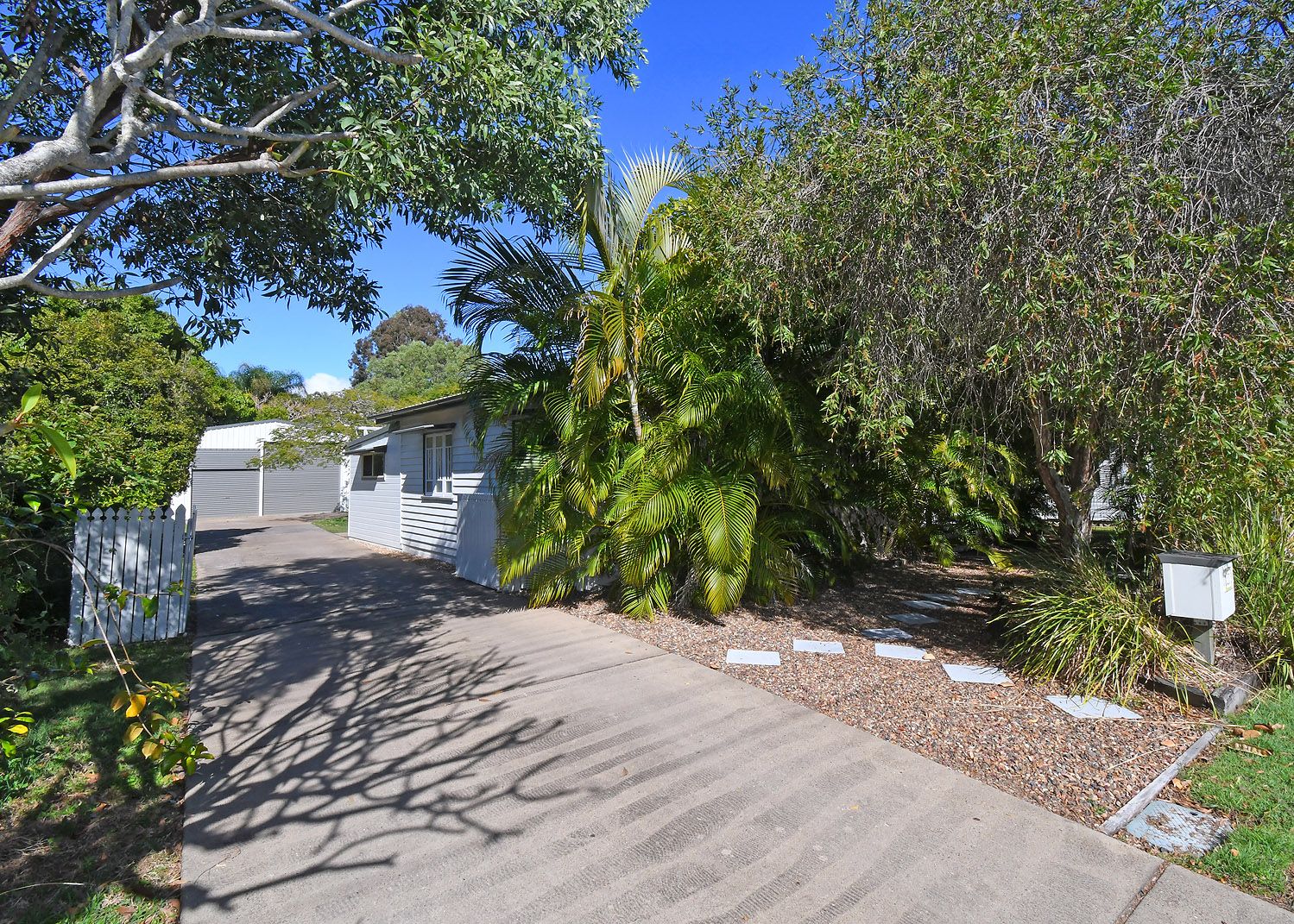 27 Totness Street, Torquay QLD 4655, Image 2