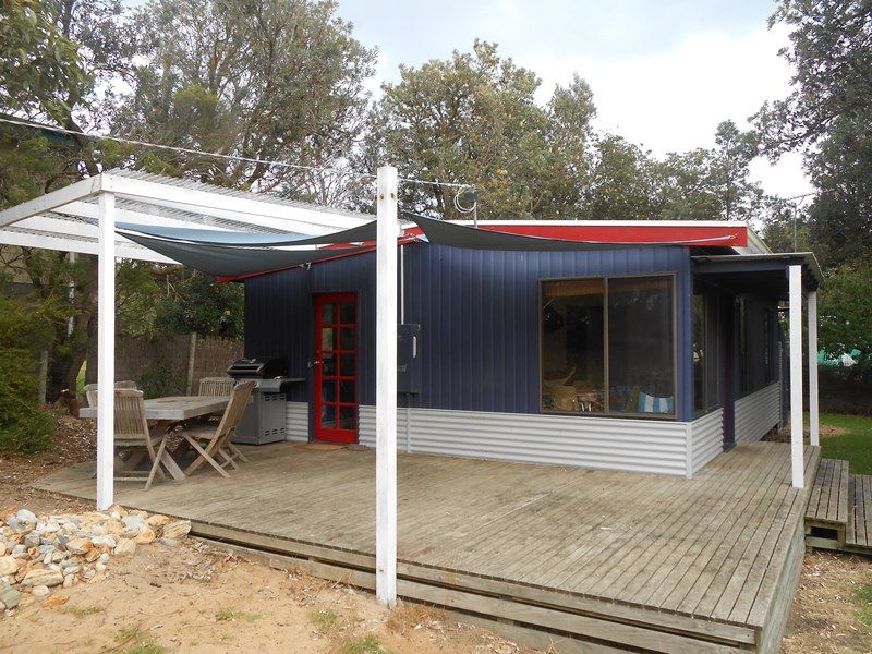32 Sandy Point Road, Sandy Point VIC 3959