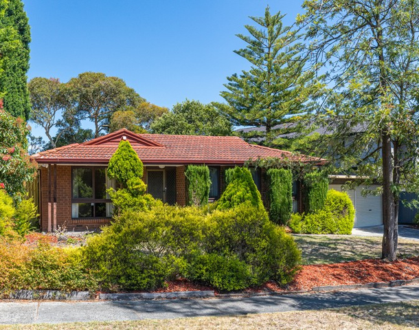 9 Fernbank Crescent, Mulgrave VIC 3170