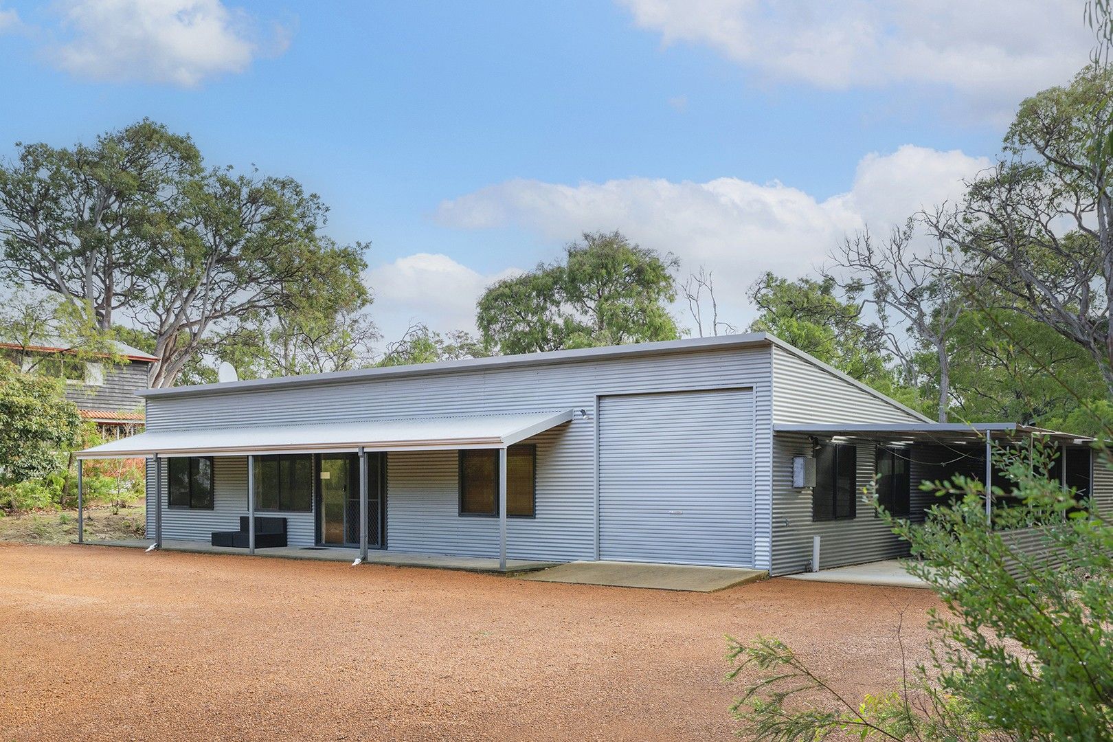 3 bedrooms House in 14 Dalton Way MOLLOY ISLAND WA, 6290