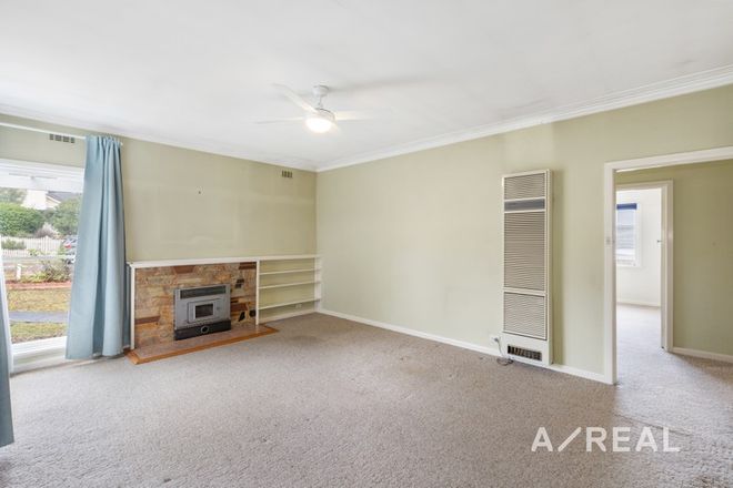 Picture of 24 Cherry Orchard Rise, BOX HILL NORTH VIC 3129