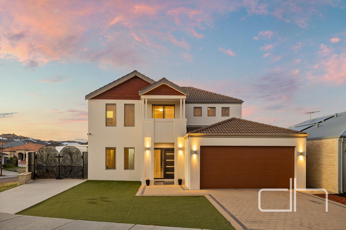 4 bedrooms House in 61 Hookstone Drive LANDSDALE WA, 6065