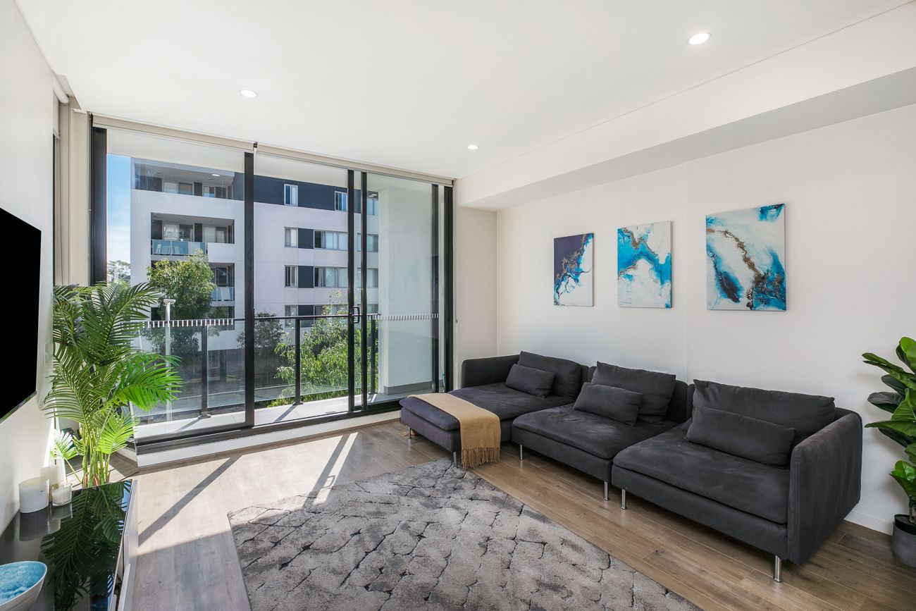 1 bedrooms Apartment / Unit / Flat in 305/3 Pinnacle Street MIRANDA NSW, 2228