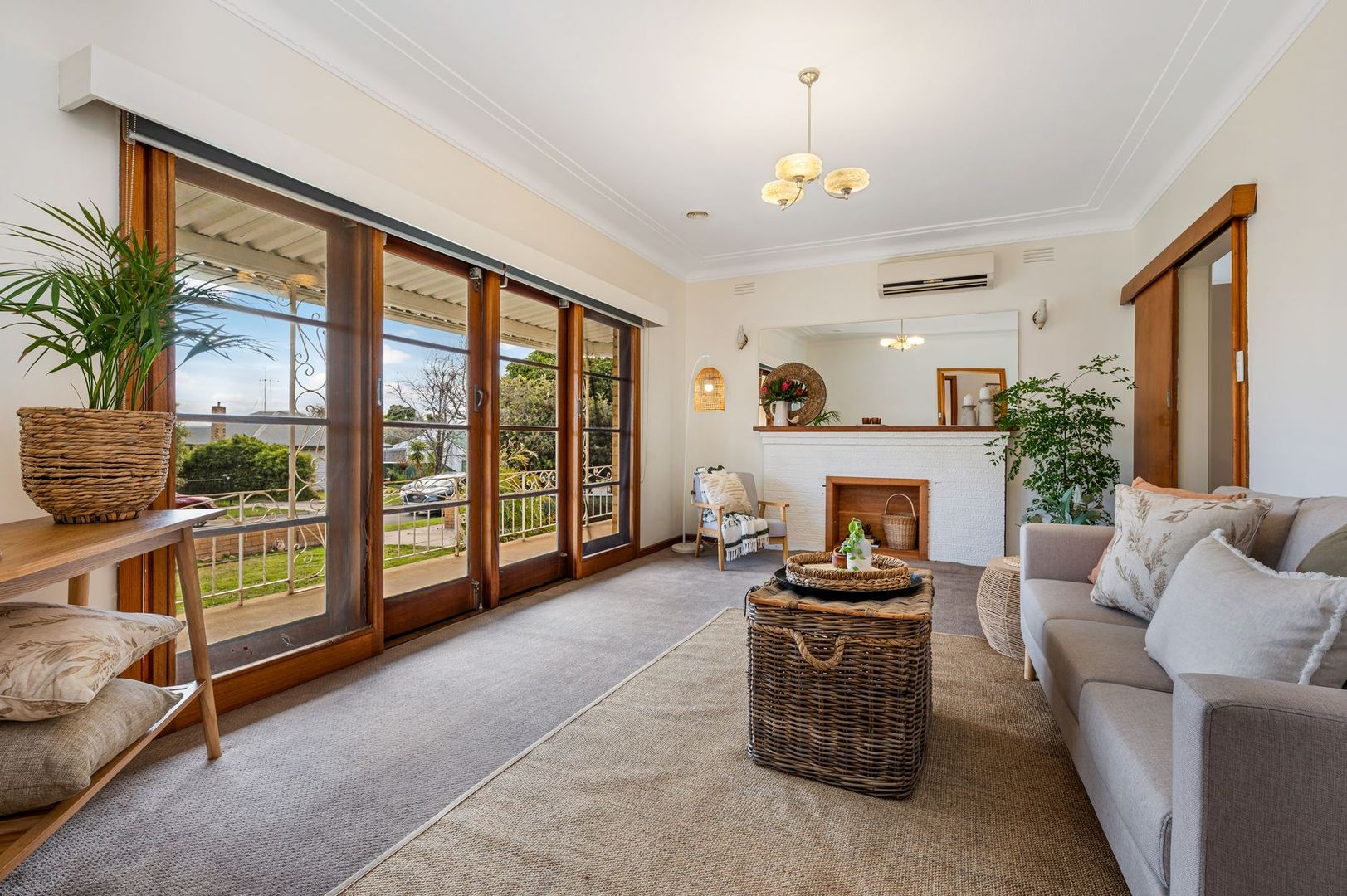 5 Ewing Avenue, Flora Hill VIC 3550, Image 1