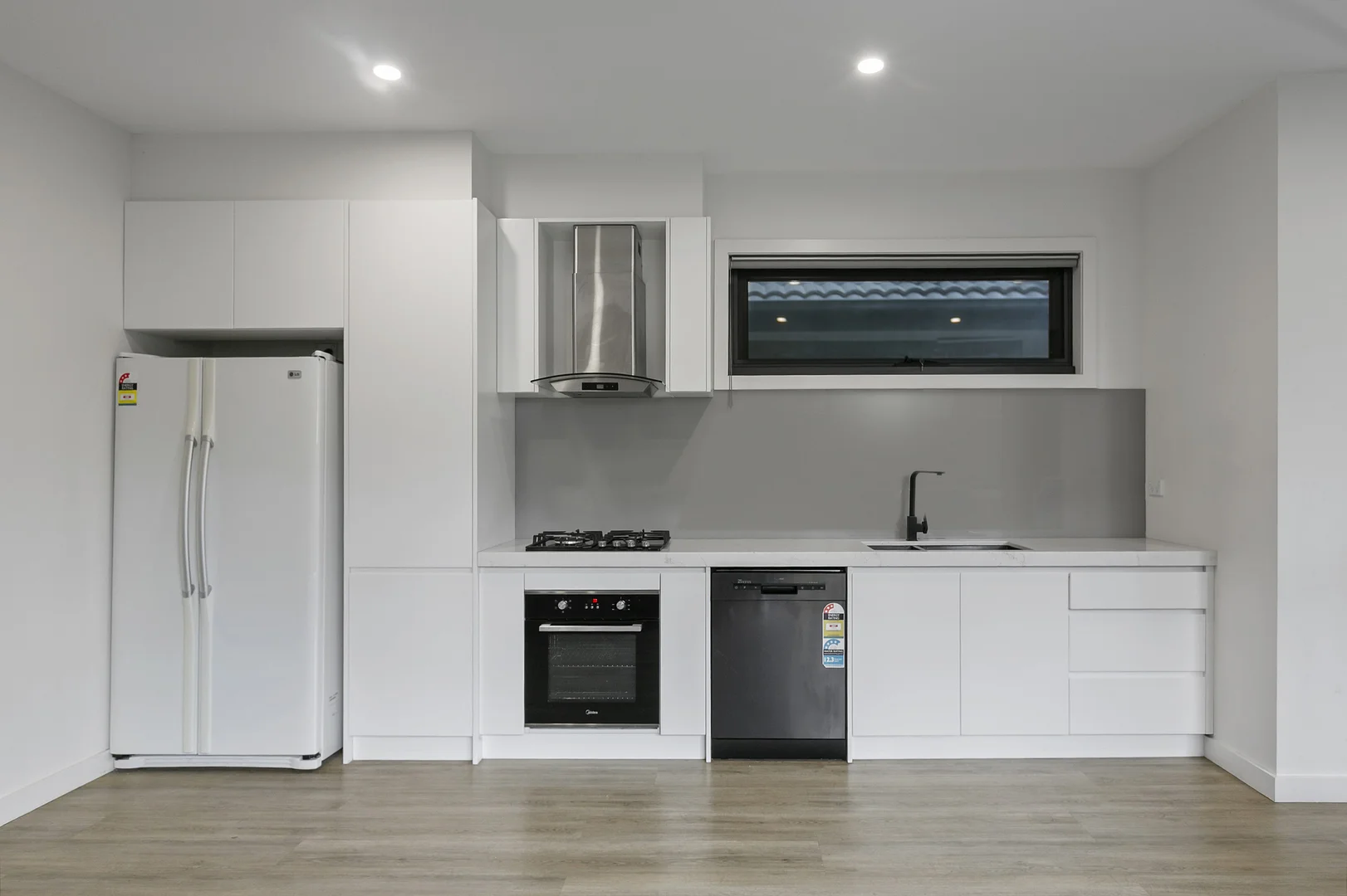 Additional image 4 of 4/6 Roseberry Avenue, Preston VIC 3072