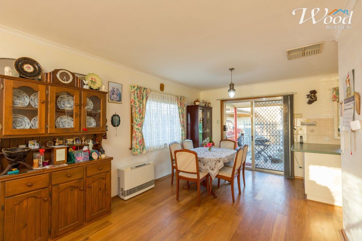 590 Zago Crt, Lavington NSW 2641, Image 2