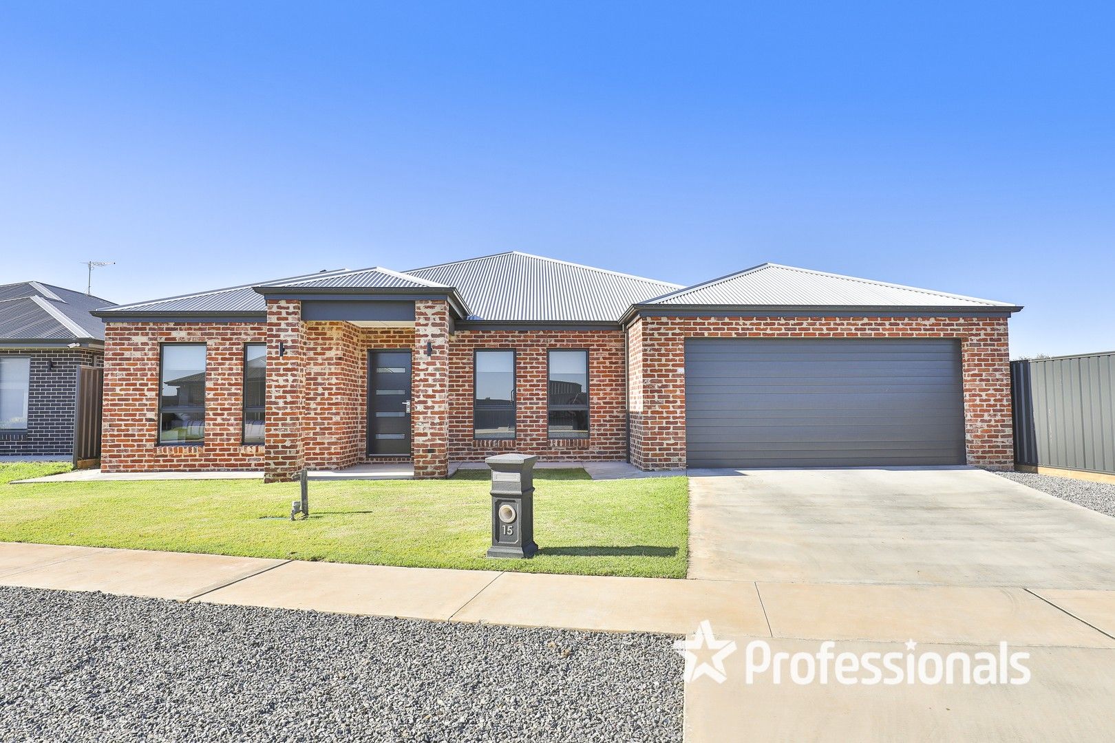 15 Elphicks Way, Mildura VIC 3500, Image 0