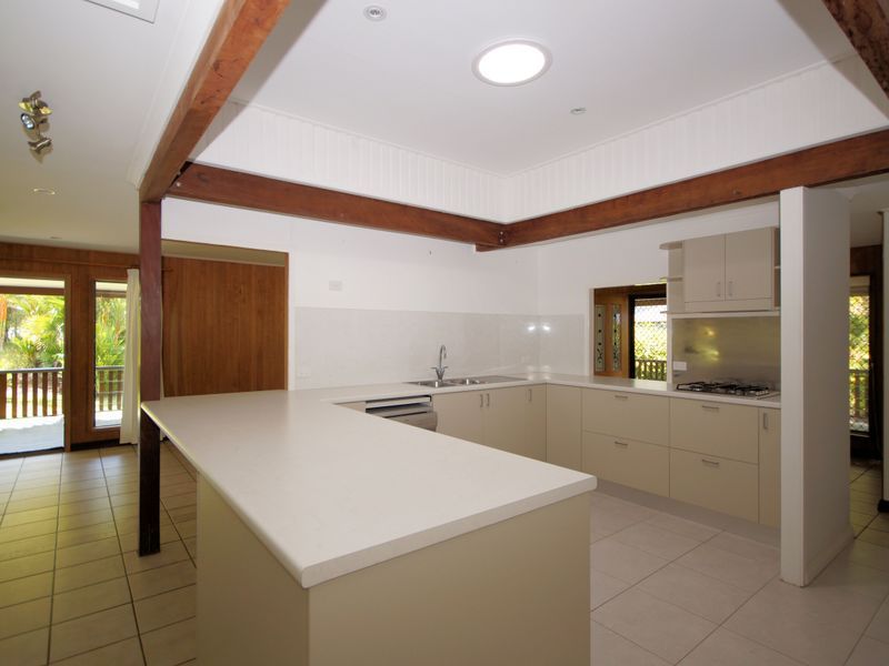 2 Cairns Street, Tully QLD 4854