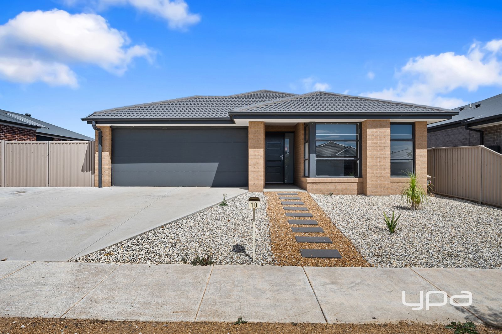 4 bedrooms House in 10 Sandpiper Avenue WINTER VALLEY VIC, 3358