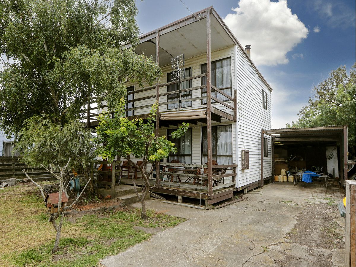 14 Davies Street, Seaspray VIC 3851, Image 1