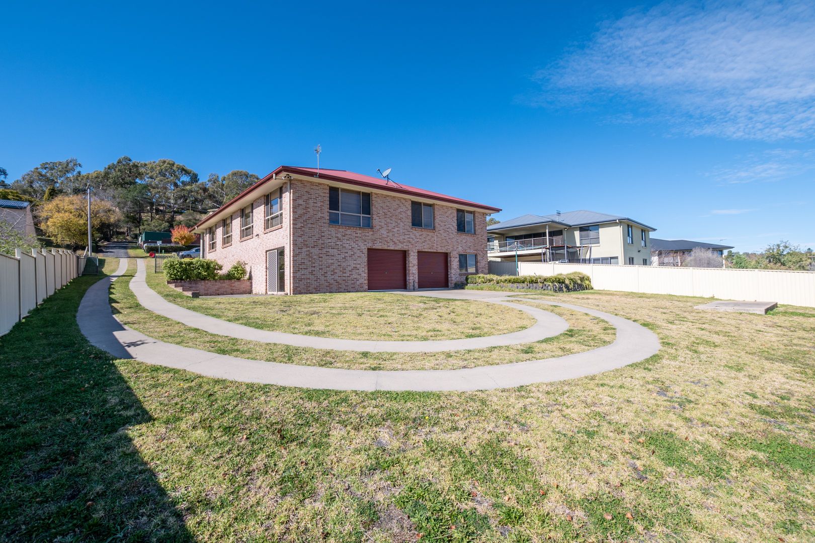 16 Bates Avenue, Glen Innes NSW 2370, Image 2