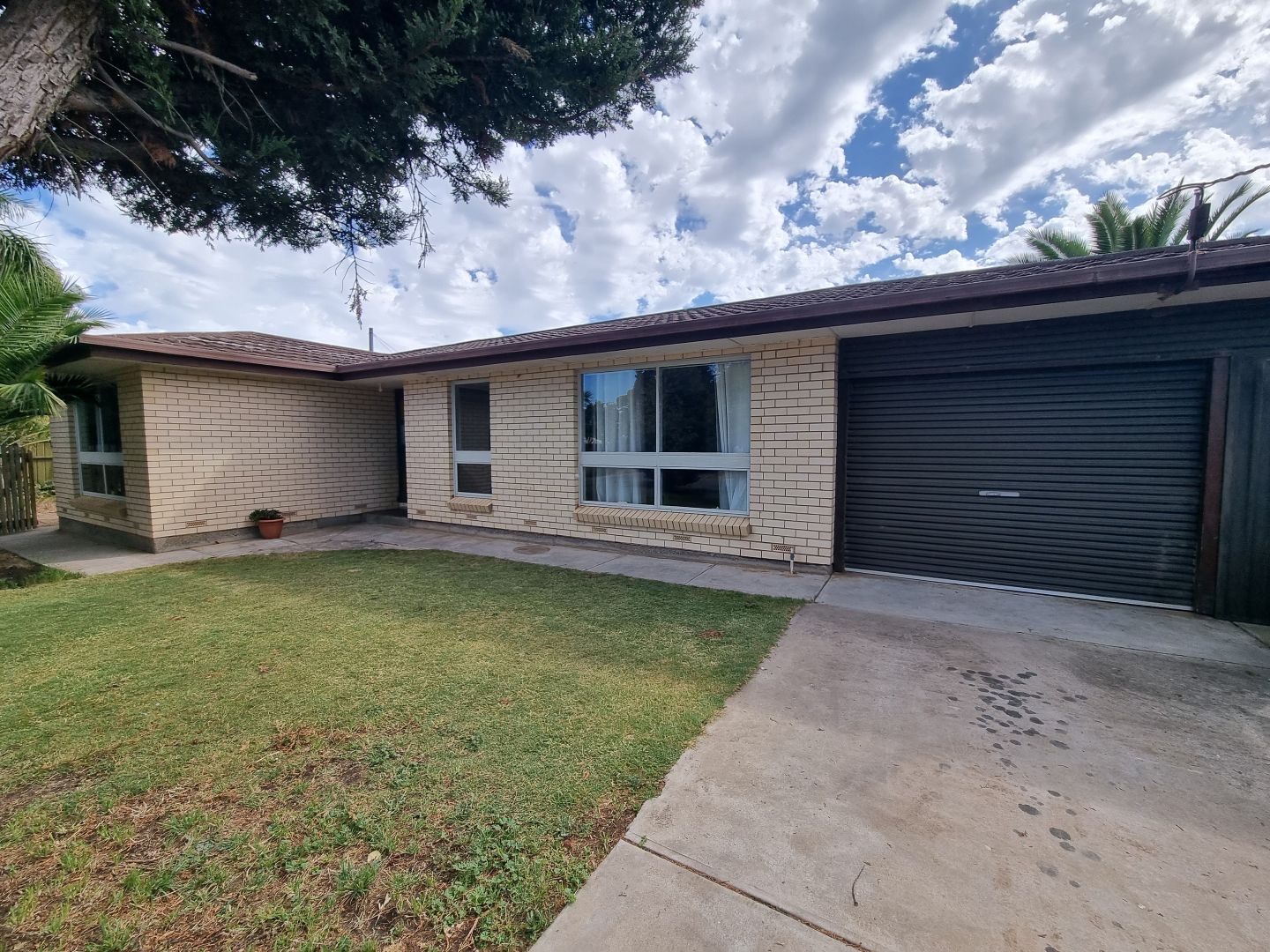 58 Trim Crescent, Old Noarlunga SA 5168 House For Rent 500 Domain