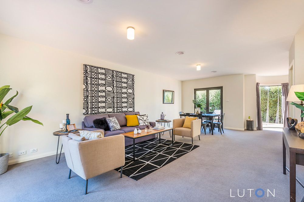 15/37 Ipima Street, Braddon ACT 2612, Image 2