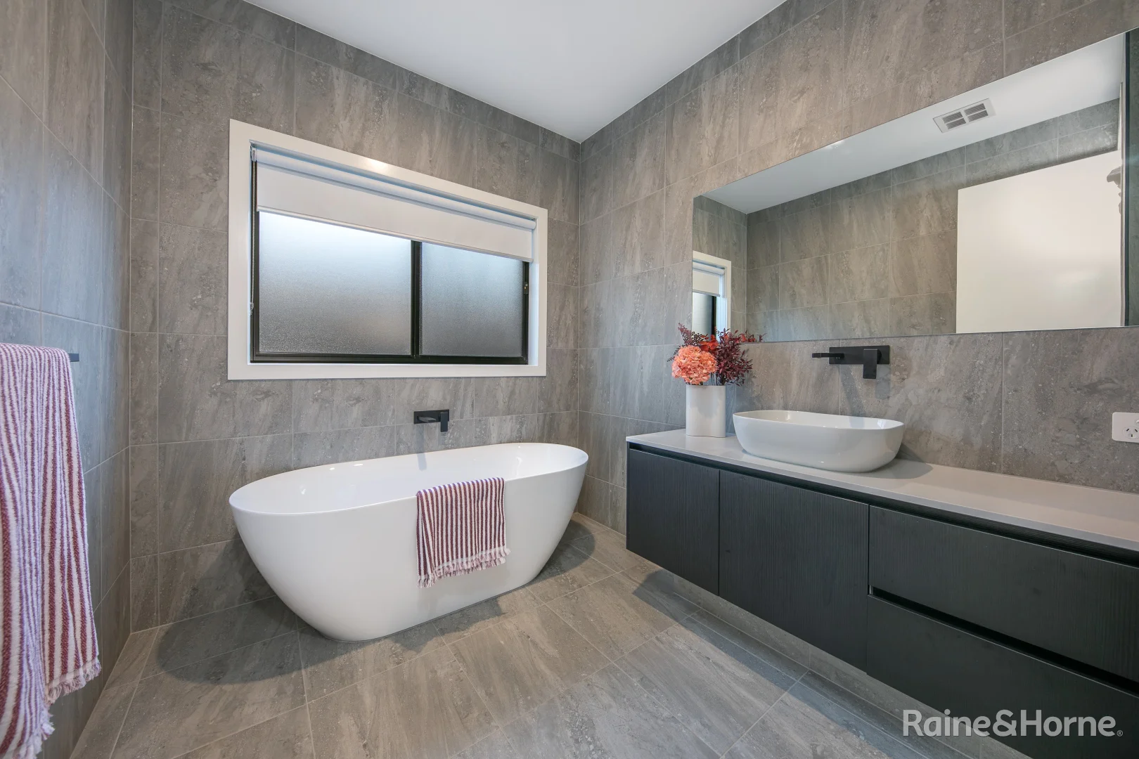 Additional image 11 of 25 Delia Avenue, Sunbury VIC 3429