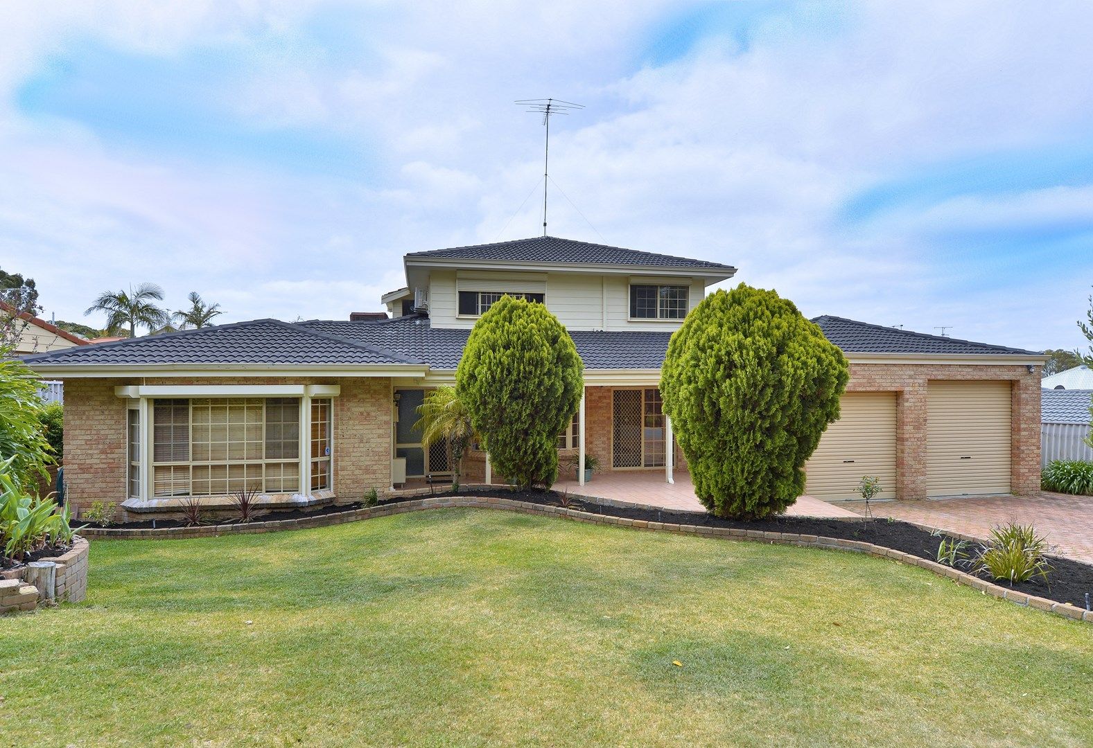 26 Arundel Drive, Halls Head WA 6210, Image 0