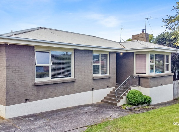 29 Paringa Avenue, Newnham TAS 7248