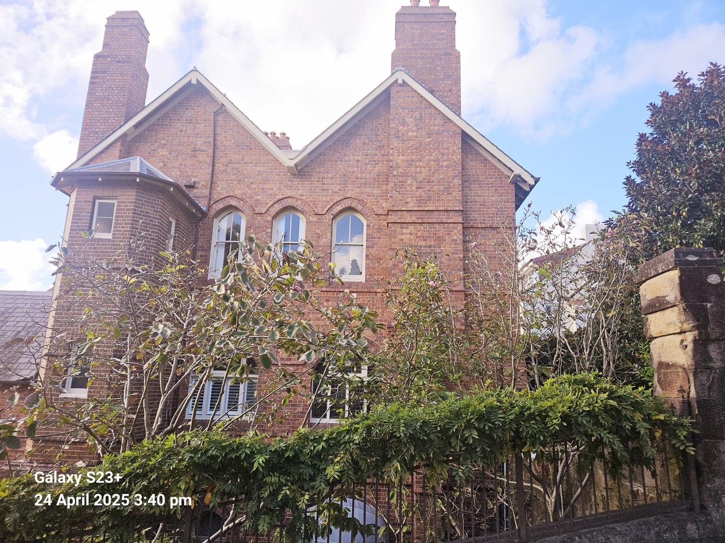 1 bedrooms Apartment / Unit / Flat in 4/32 Darling Point Road DARLING POINT NSW, 2027