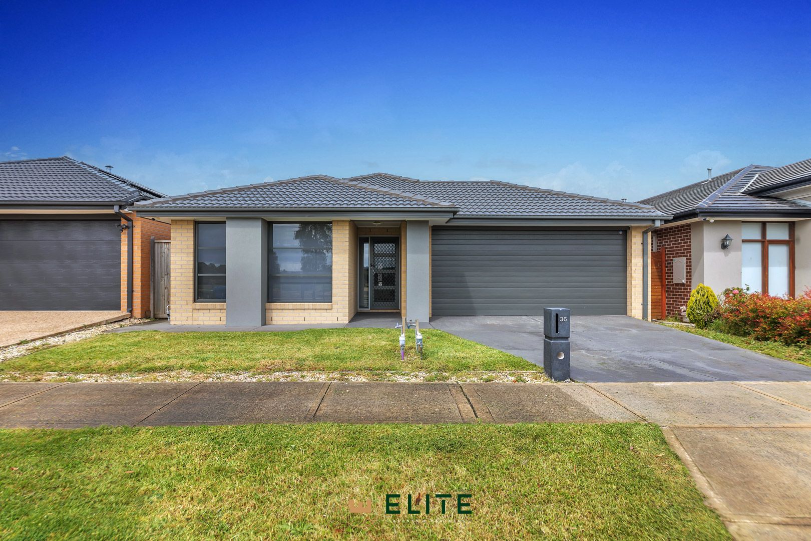 4 bedrooms House in 36 Mapleshade Avenue CLYDE NORTH VIC, 3978