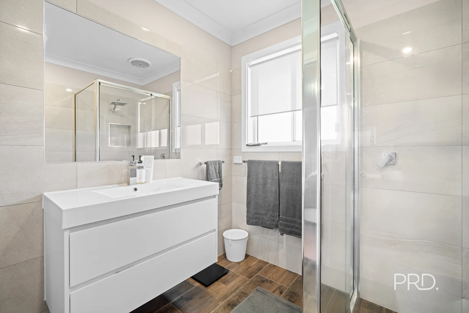 Additional image 10 of Lloyd NSW 2650