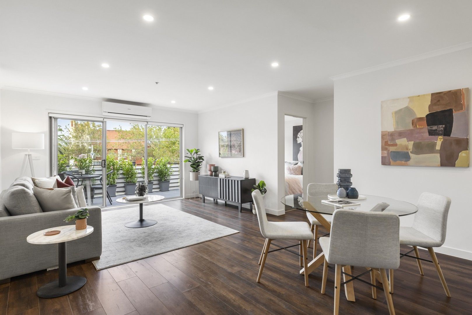 3 bedrooms Apartment / Unit / Flat in 8/26 Valentine Grove ARMADALE VIC, 3143