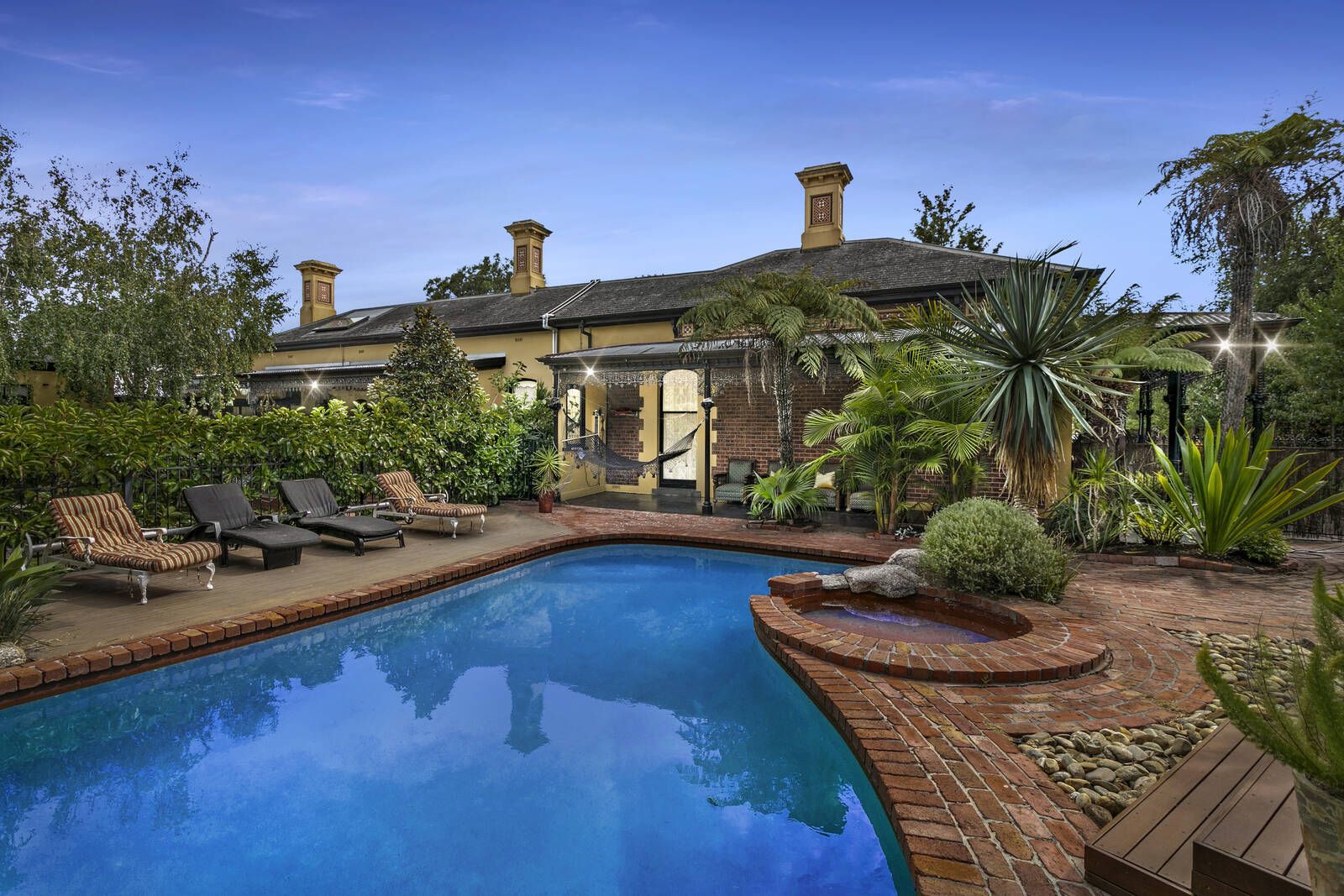 2426 Gordon Street, Beaumaris Property History & Address Research