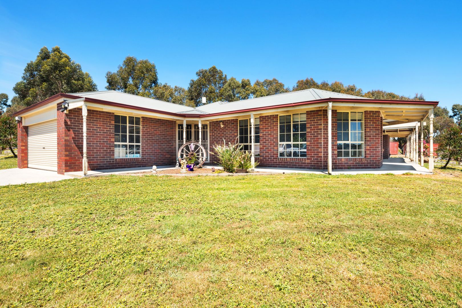 253 Henderson Road, Smythes Creek VIC 3351, Image 2