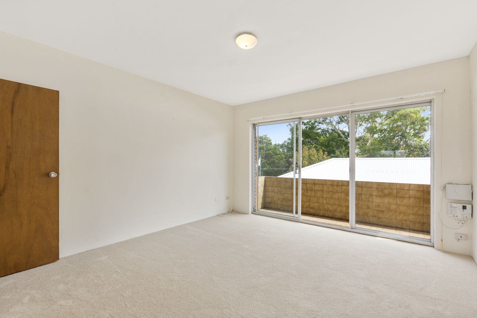 2/102 Cawley Street, Bellambi NSW 2518, Image 1