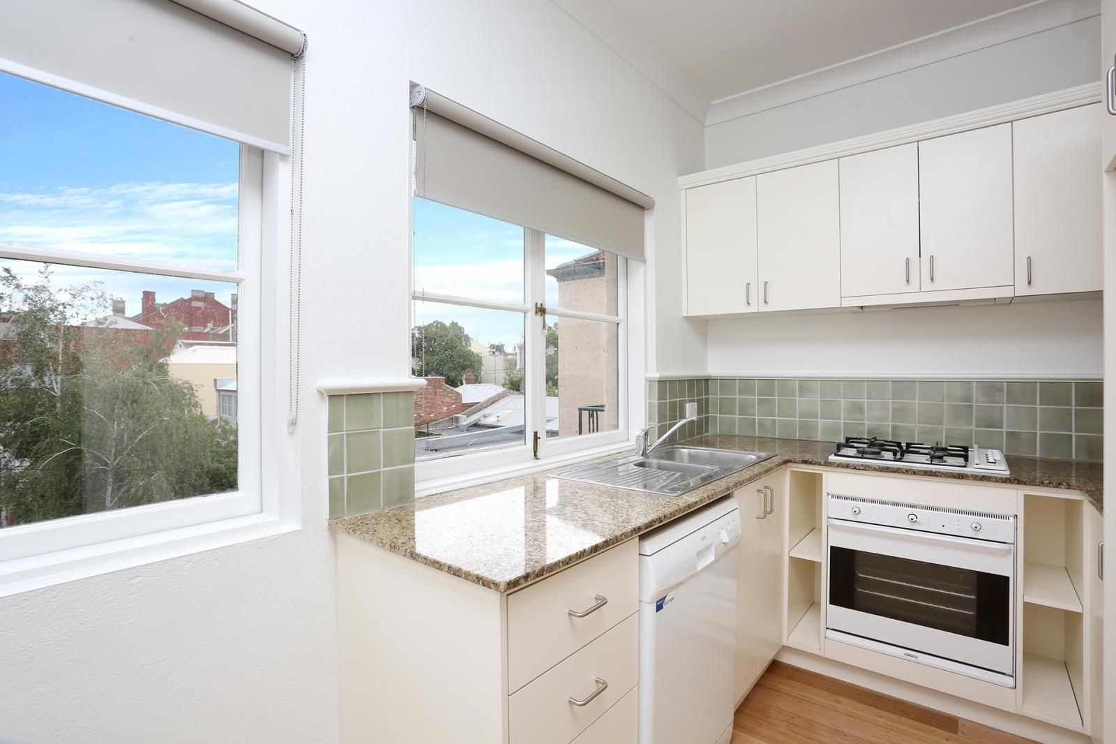 4/55 St, East Melbourne VIC 3002 Apartment For Rent Domain