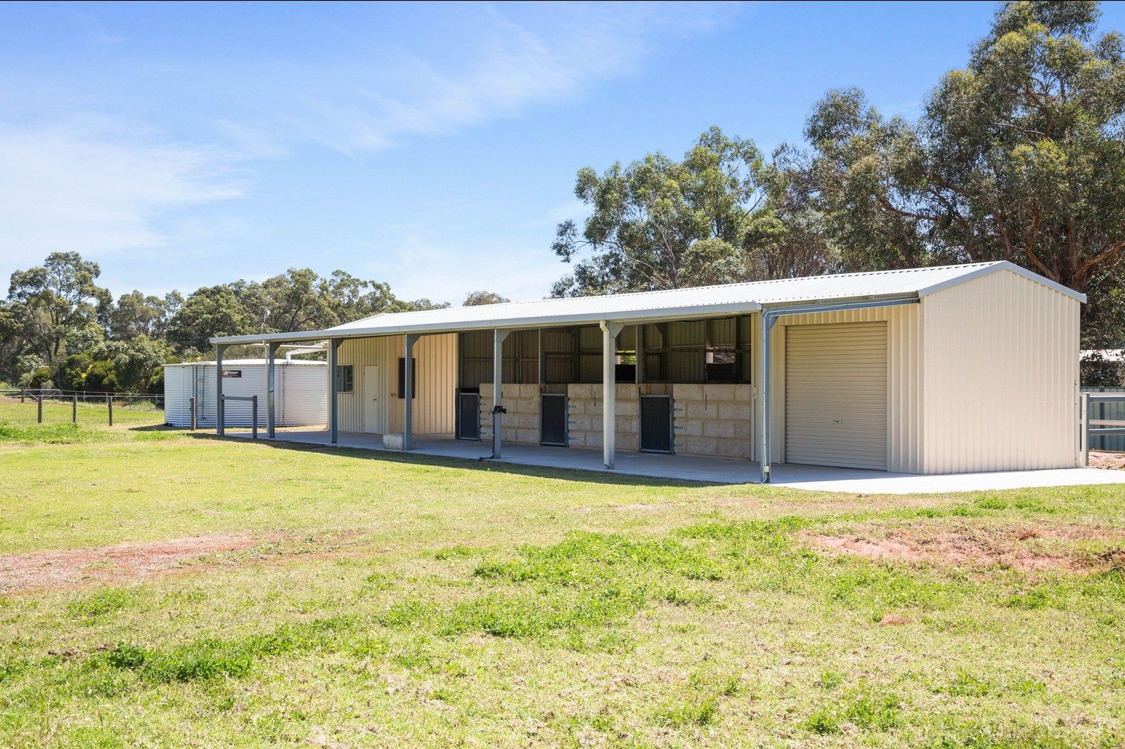 169 Moore Road, Millendon WA 6056, Image 2