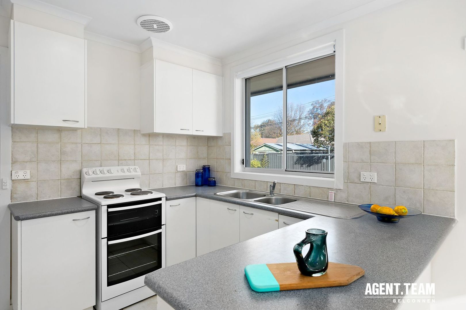 11 Levien Street, Scullin ACT 2614, Image 2