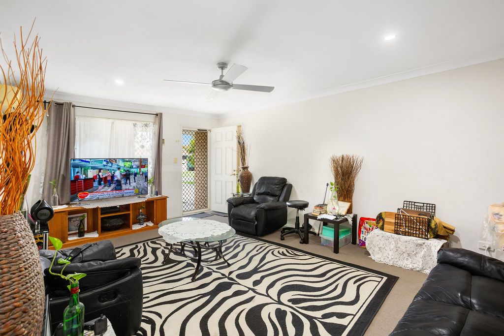 2/1 McBrien Court, Redbank Plains QLD 4301, Image 2