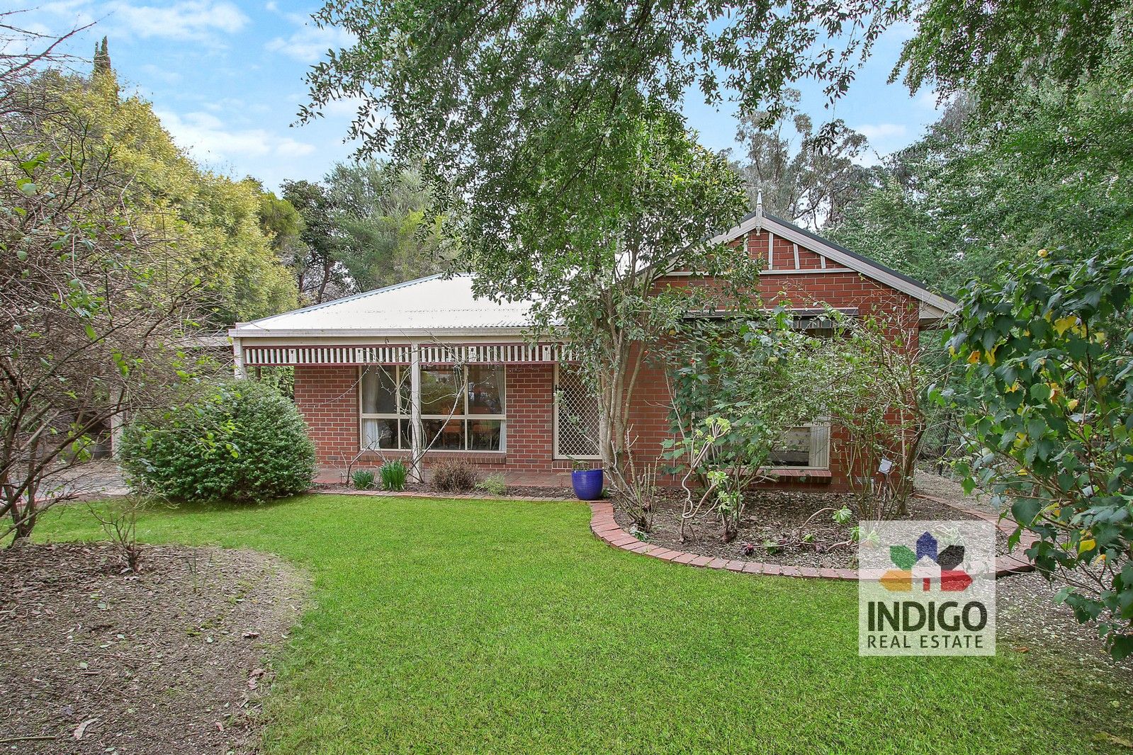 27 Malakoff Road, Beechworth VIC 3747, Image 0