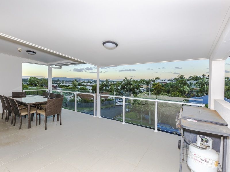 8/76 Gainsborough Street, Moorooka QLD 4105, Image 2