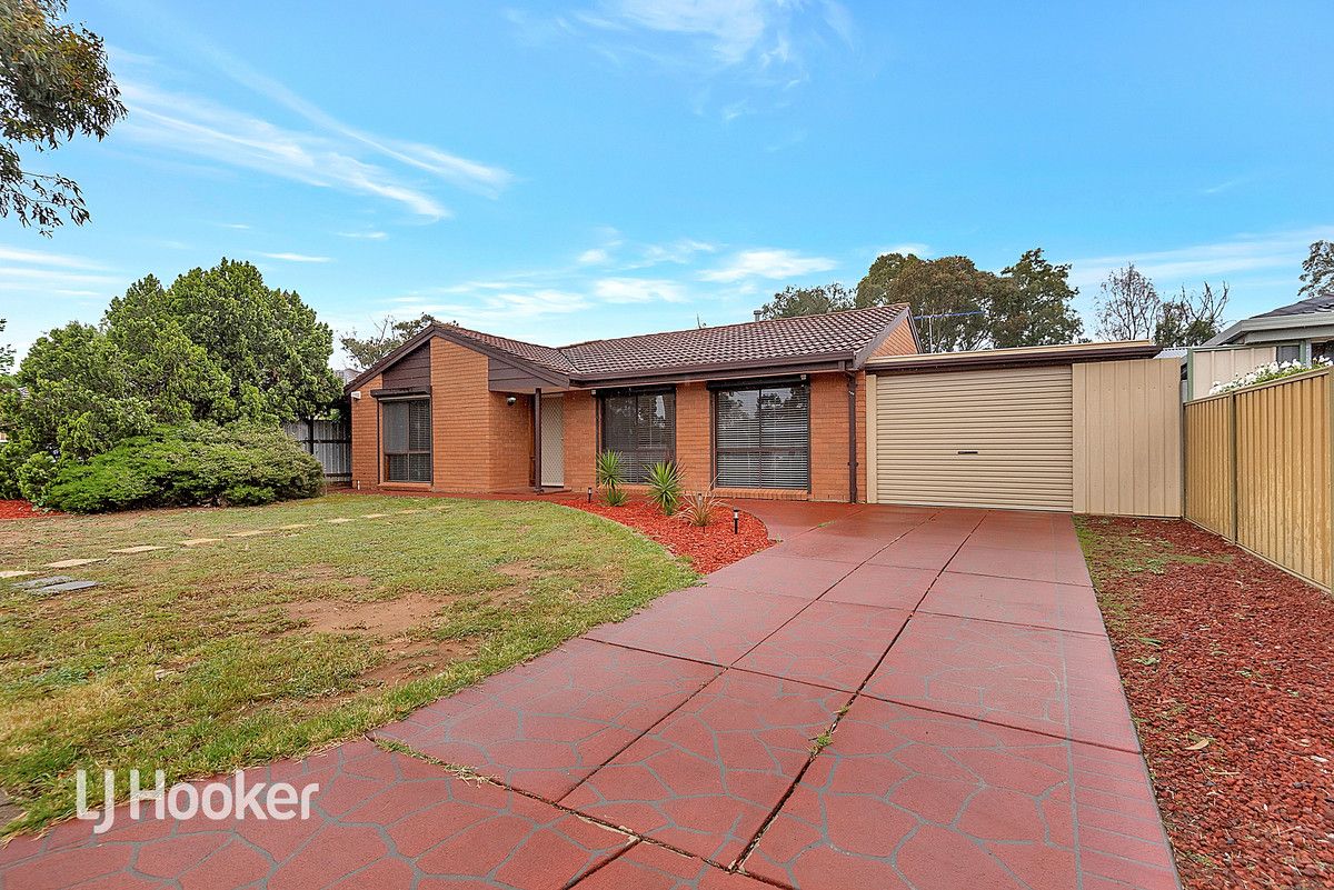 3 bedrooms House in 132 Andrew Smith Drive PARAFIELD GARDENS SA, 5107