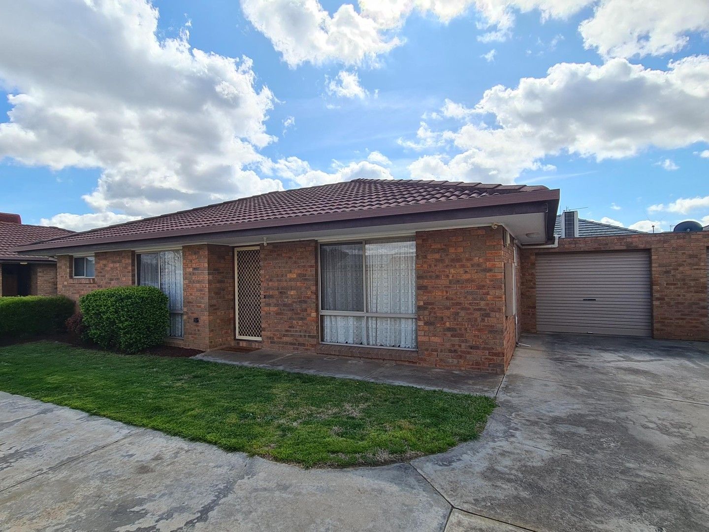 2 bedrooms Apartment / Unit / Flat in 2/20 Maude Street SHEPPARTON VIC, 3630
