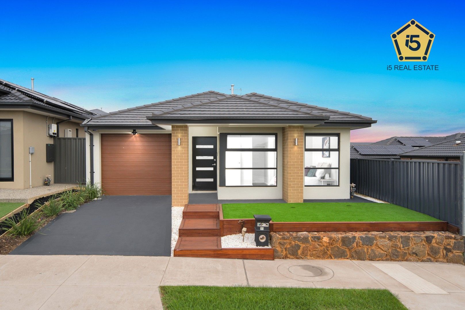 4 bedrooms House in 11 Westdahl Street TRUGANINA VIC, 3029