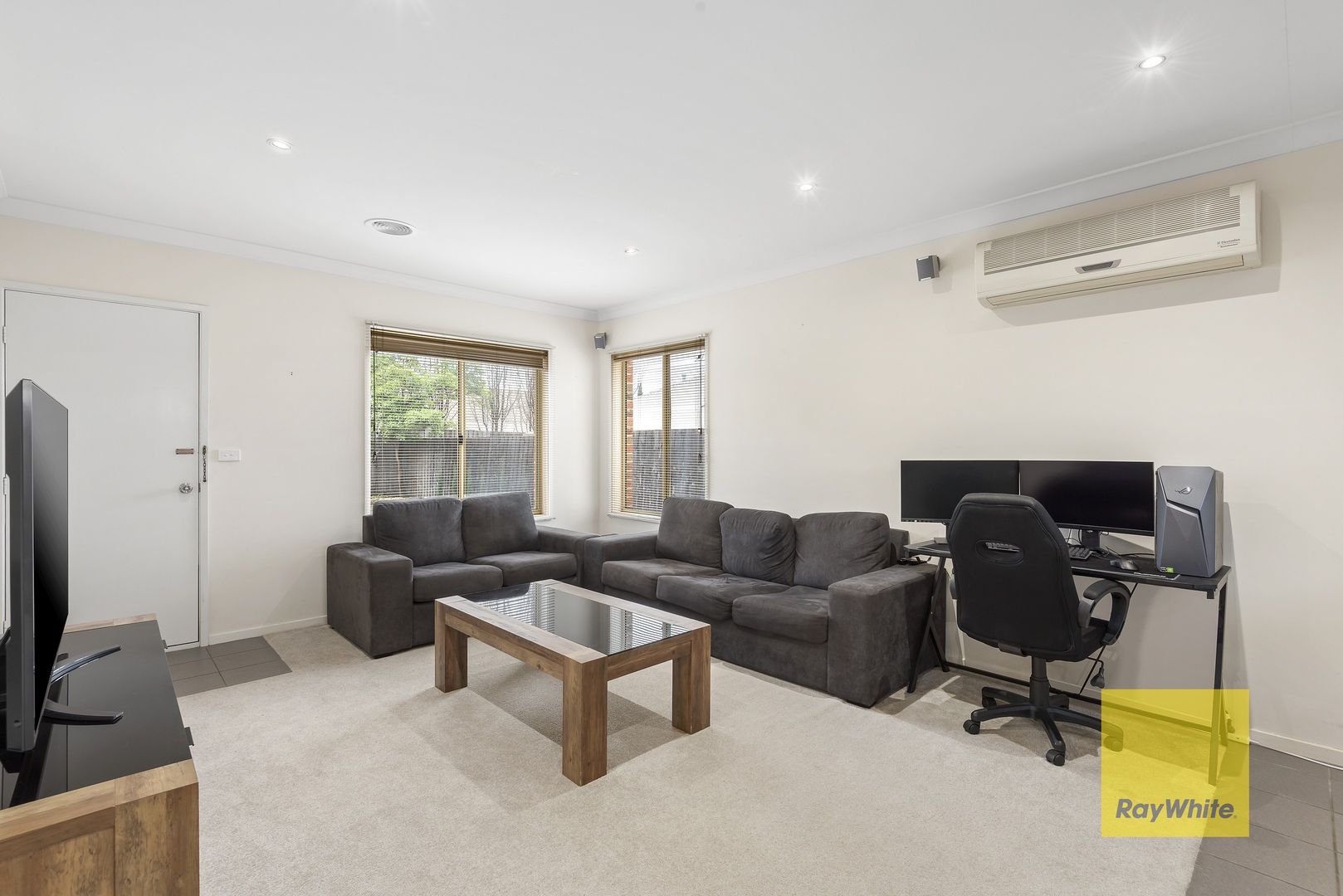 2/15 Arbour Grove, Belmont VIC 3216, Image 1