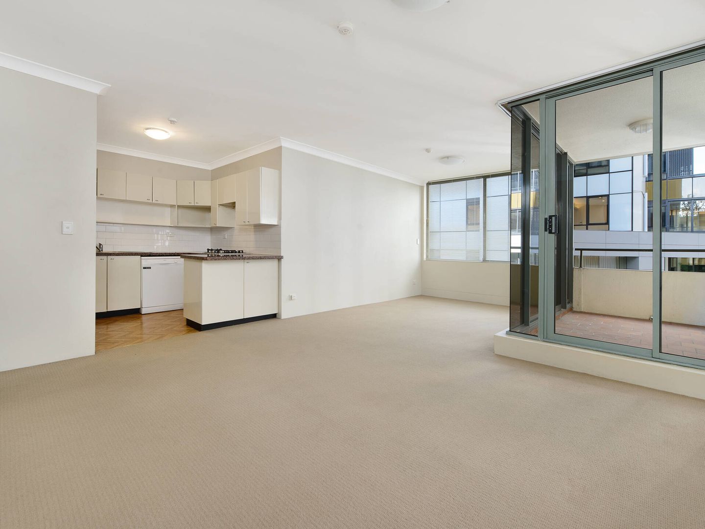 207 37 39 Mclaren Street North Sydney Nsw 2060 Apartment For