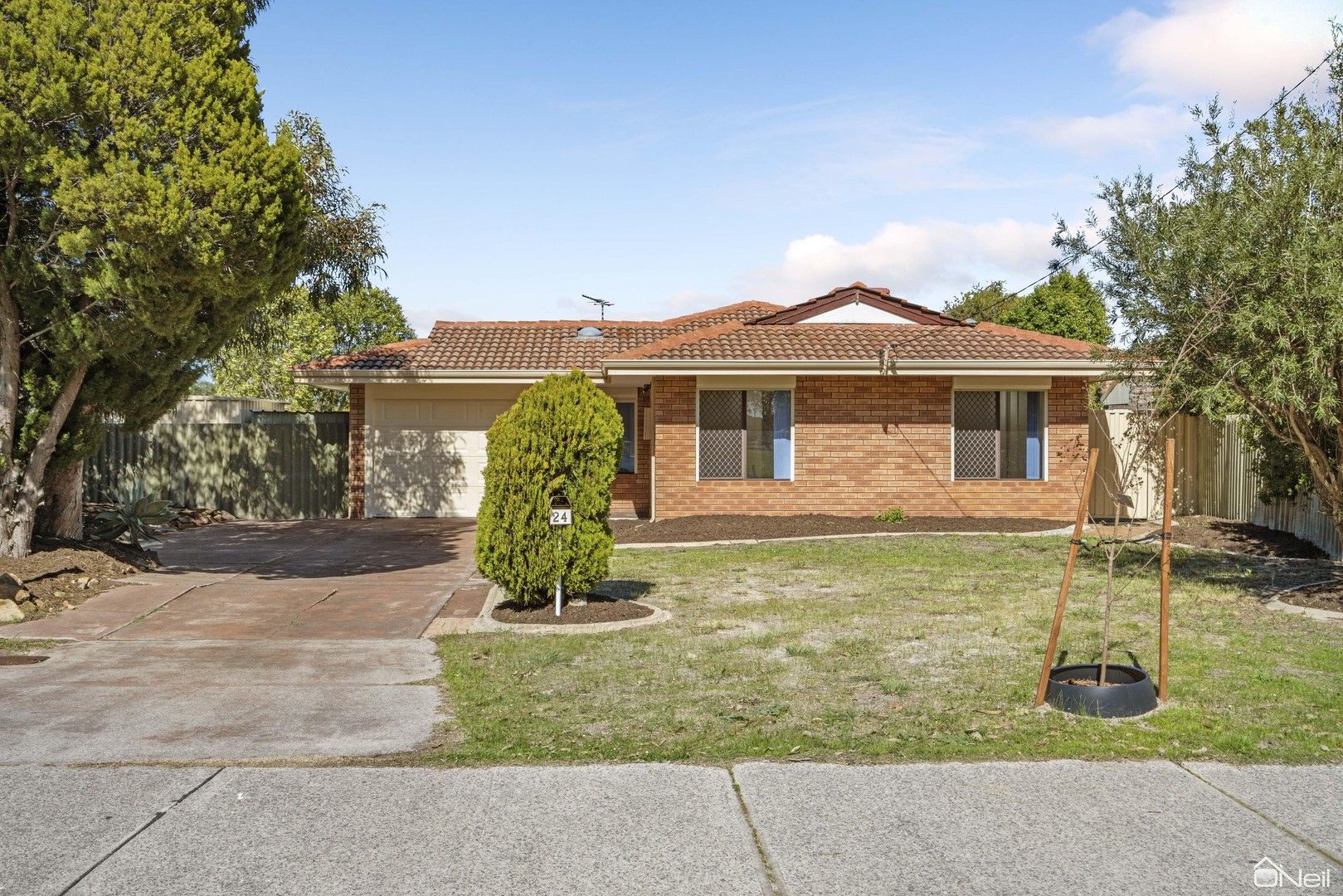 3 bedrooms House in 24 Strawberry Drive SEVILLE GROVE WA, 6112
