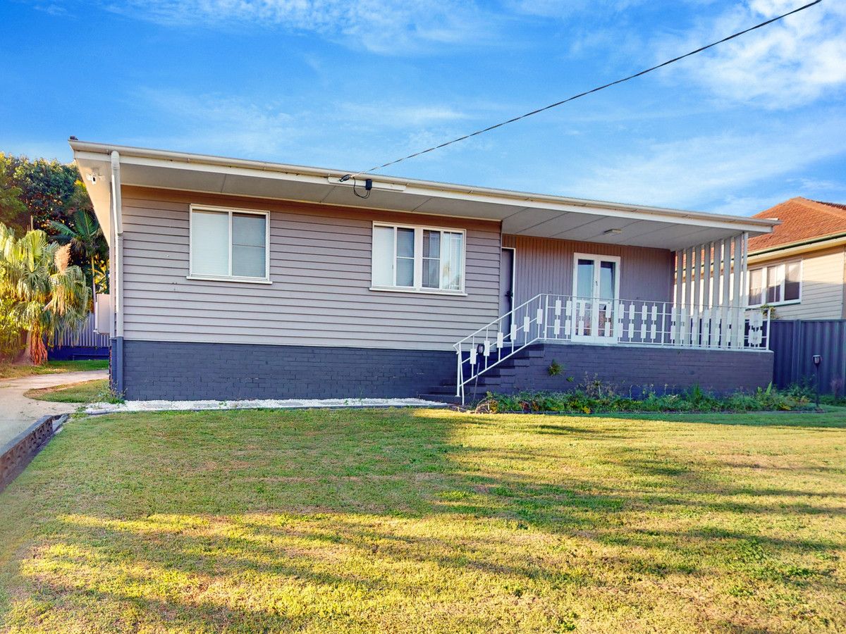 3 bedrooms House in 12 Sollis Street GEEBUNG QLD, 4034