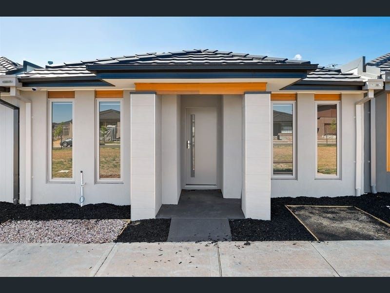 3 bedrooms House in 6 Winchmore Walk WYNDHAM VALE VIC, 3024