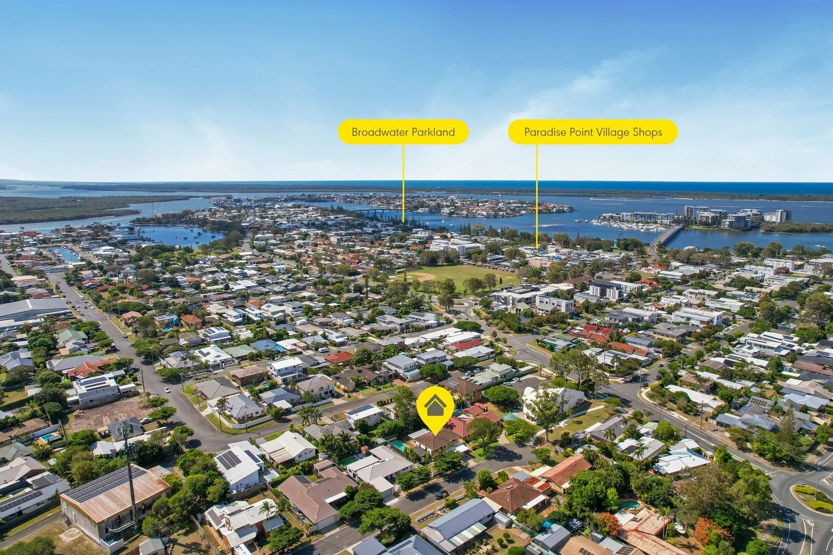 5 Blaxland Avenue, Paradise Point QLD 4216