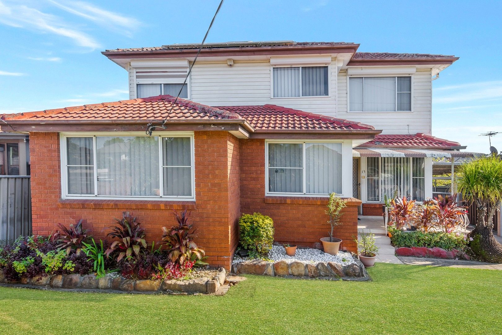 4 bedrooms House in 13 Jersey Road GREYSTANES NSW, 2145