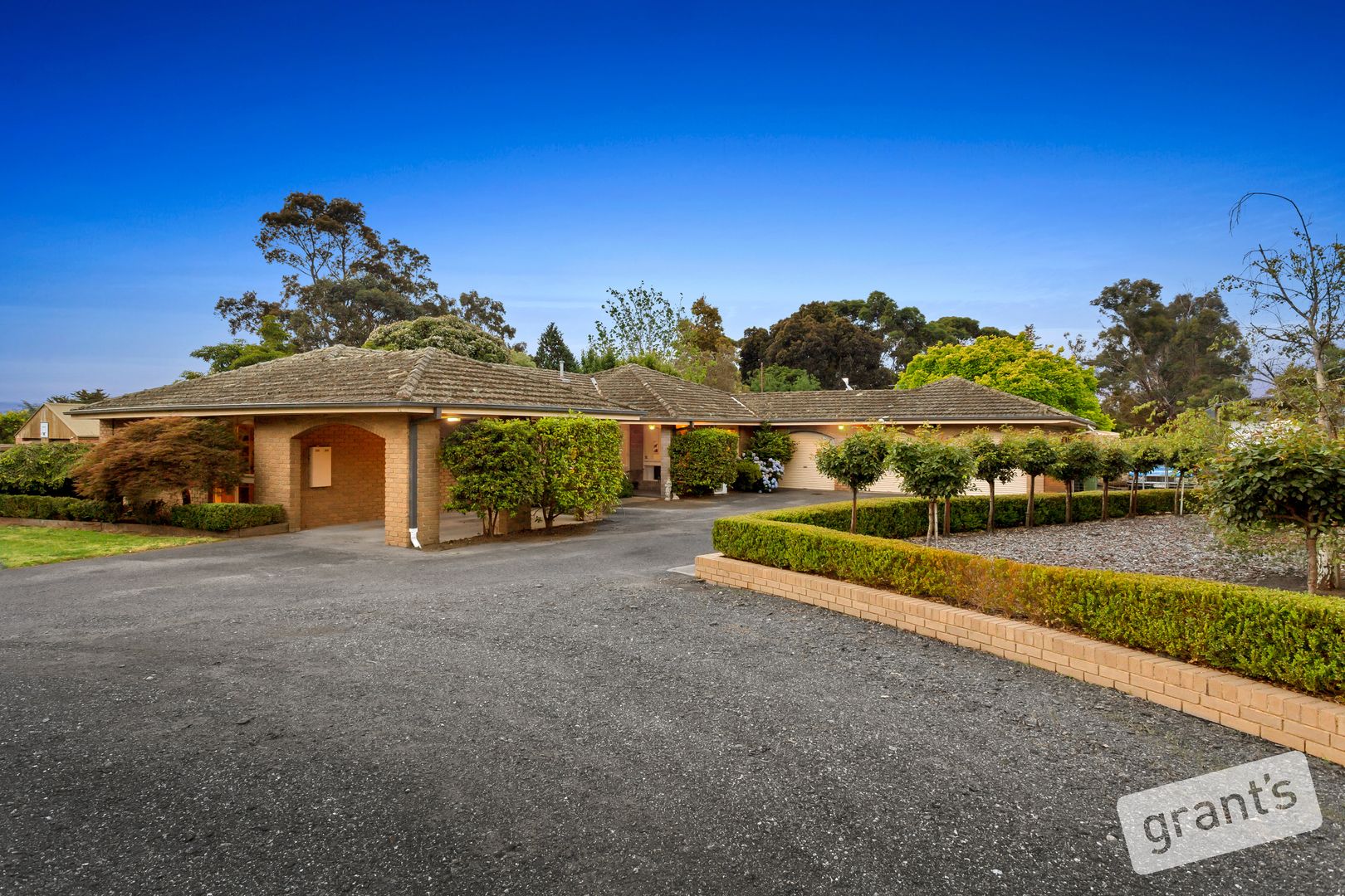 253 BelgraveHallam Road, Narre Warren North Property History